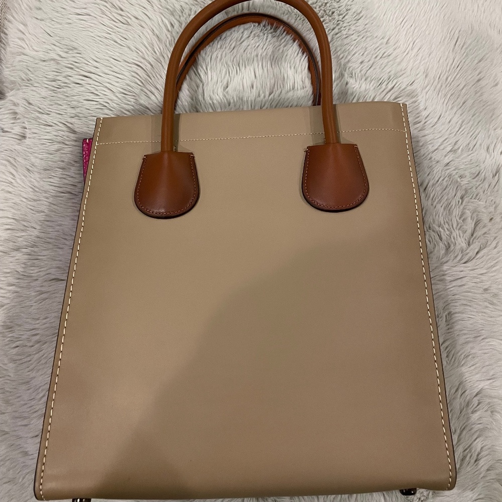 Authentic Coach Cashin Carry Tote 29 in Colorblock